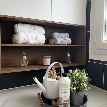 Entire 60m2 - Close To Paris - Parking - Kitchen - 2min Rerb - Olympic'24 *