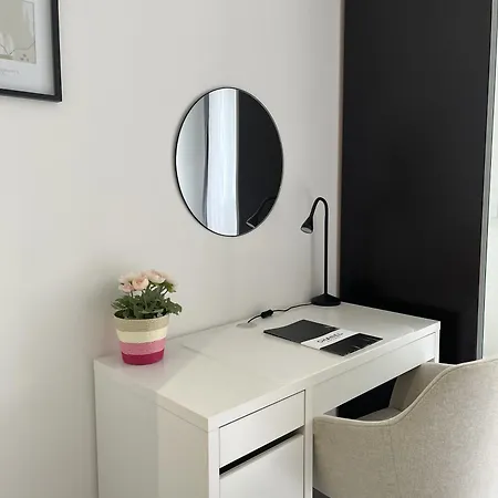 Appartement Entire 60m2 - Close To Paris - Parking - Kitchen - 2min Rerb - Olympic'24